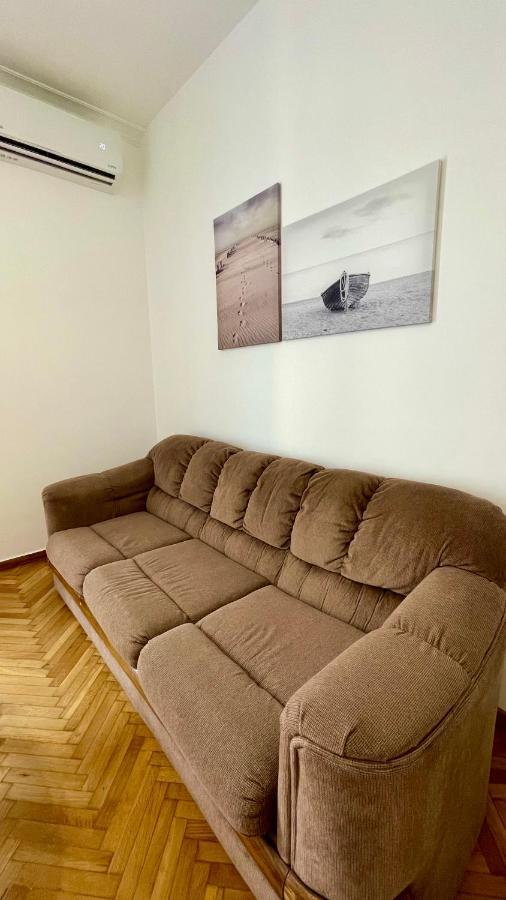 Gorgeous Renovated Apt. Close To Metro And Cultural Sites! Афины Экстерьер фото